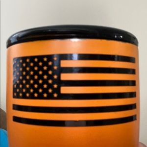 Meet your Posher, Travis